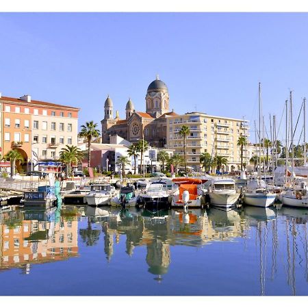 Entre Mer Et Centre-Ville: Charmant Et Lumineux T1 Saint-Raphaël Extérieur photo